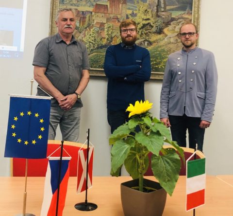 Dobrovolník Lorenzo přivítán na radnici