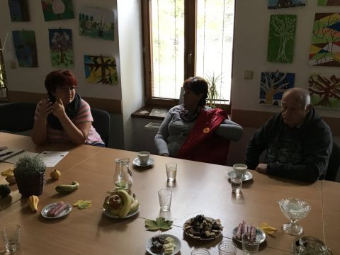 Komu?NITní centrum - dva v jednom