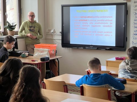 Dobrovolnictví na gymnáziu ve Vimperku