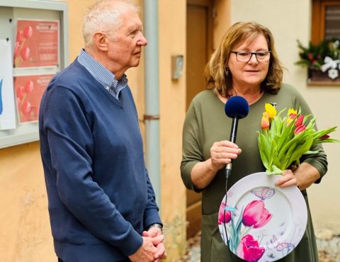 Tulipánový měsíc v Prachaticích: sdílení, naděje i konkrétní pomoc