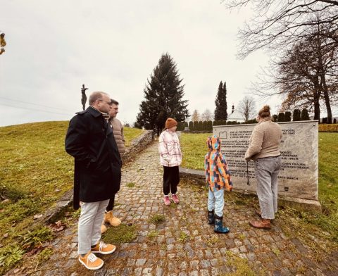 Čtyři generace uctily památku obětí pochodu smrti
